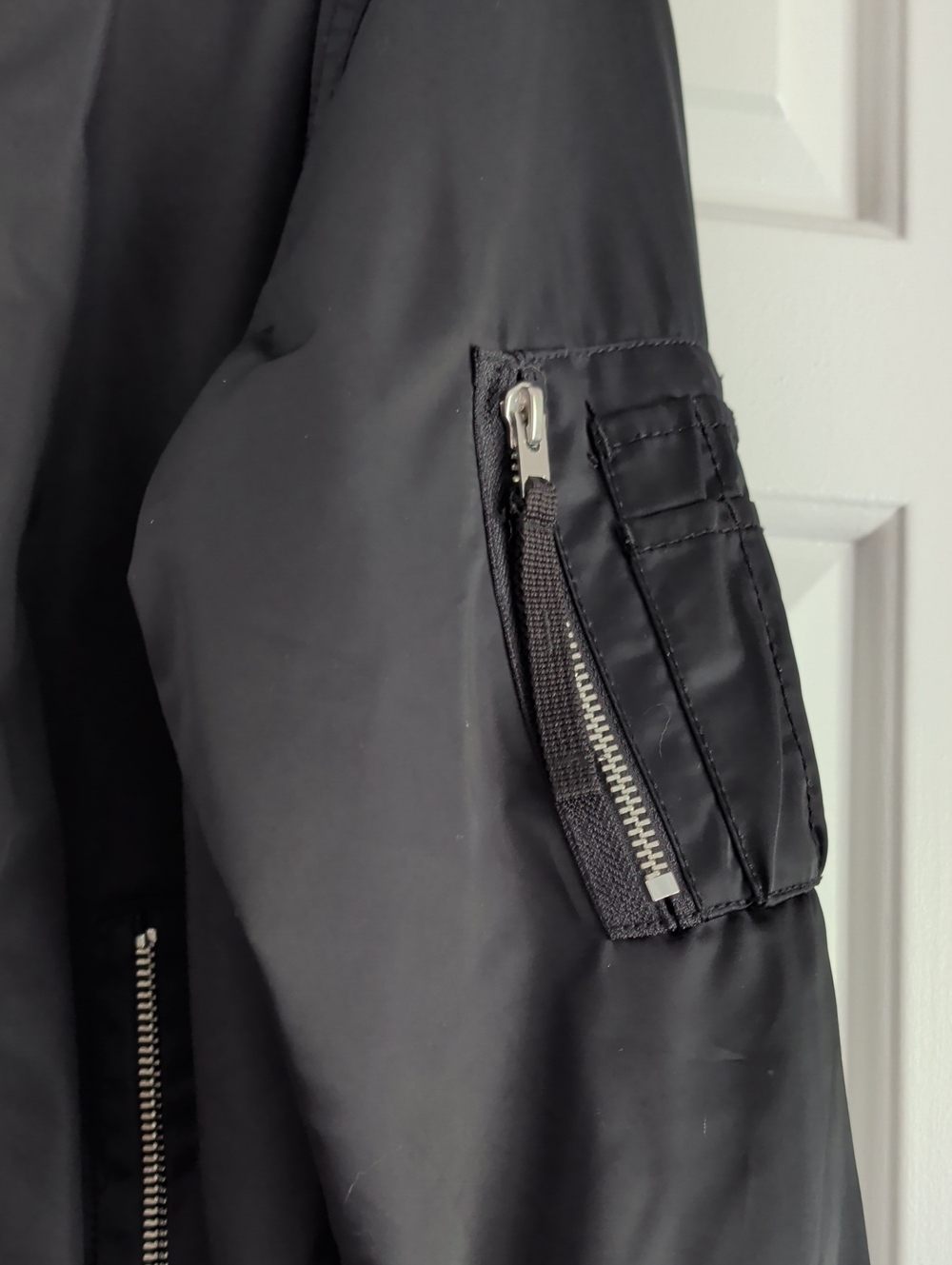 GAP Women's Black Satin Bomber Jacket - Picture 5 of 10